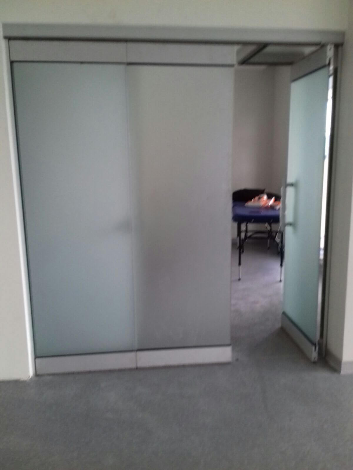 askılı vitrin sistemi (2)